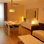 Platinia Home